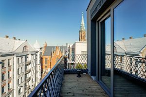 2016.01.12_Latvija_Dzivoklis_ar_skatu_uz_baznicu_1