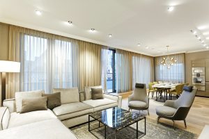 2016.01.12_Latvija_Dzivoklis_ar_skatu_uz_baznicu_2